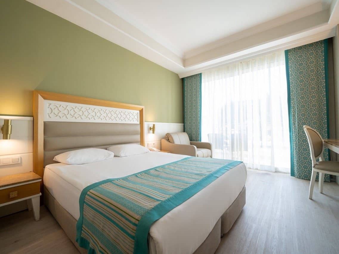 rooms-standard-room