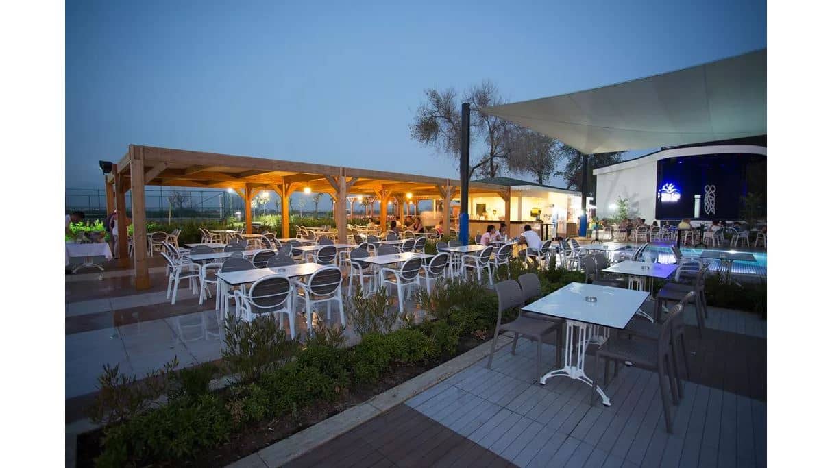 bars-pool-snack-bar