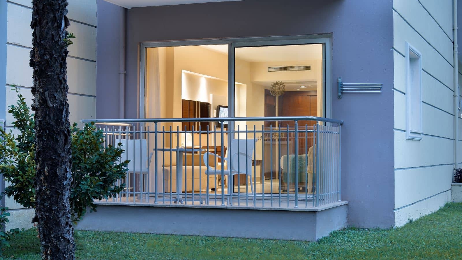 rooms-deluxe-room