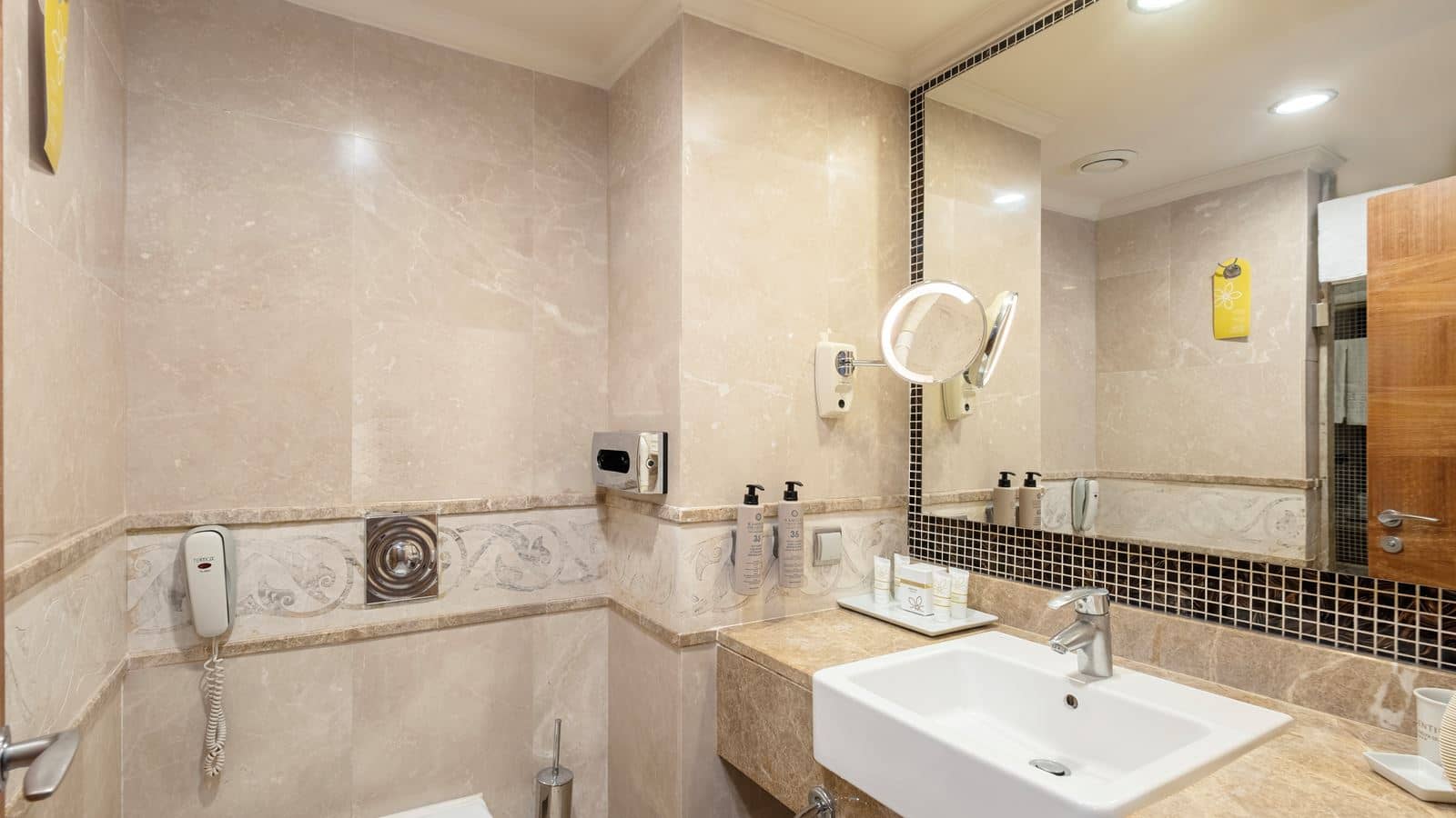 rooms-family-suite