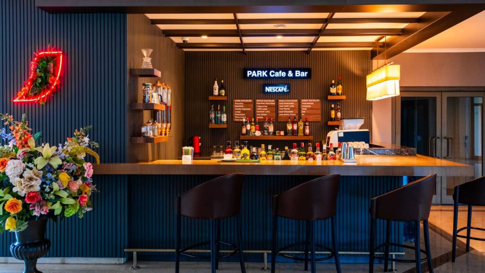 bars-park-lobby-bar