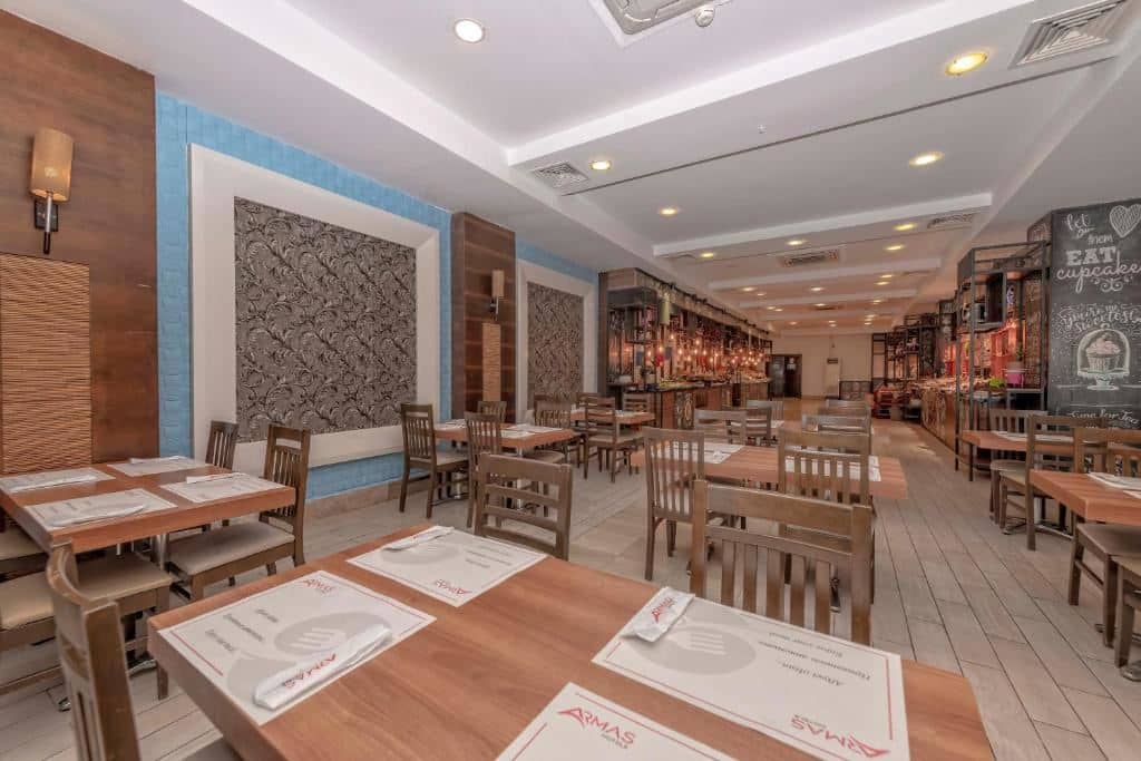 restaurants-rose-main-restaurant