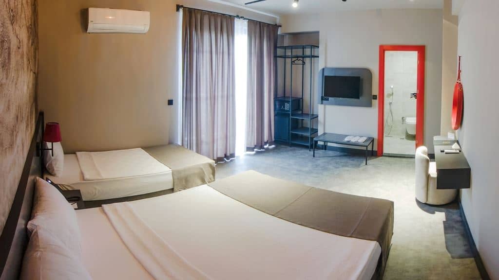 rooms-standard-room