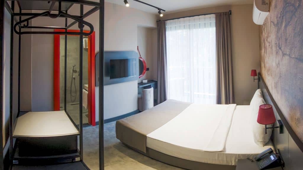 rooms-standard-room