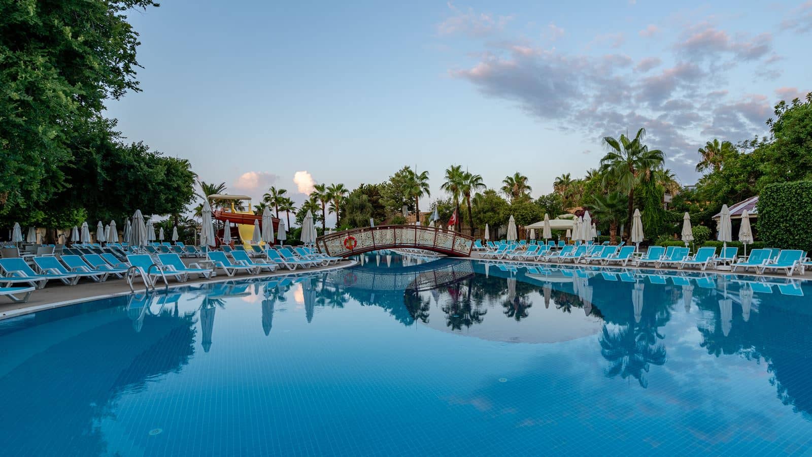 pools-outdoor-pool