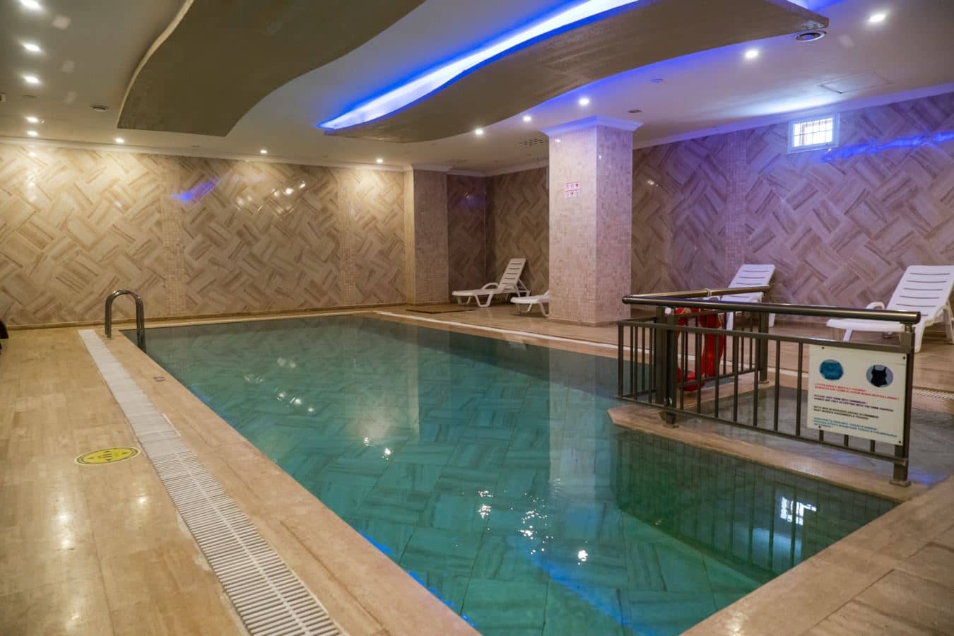 pools-indoor-pool