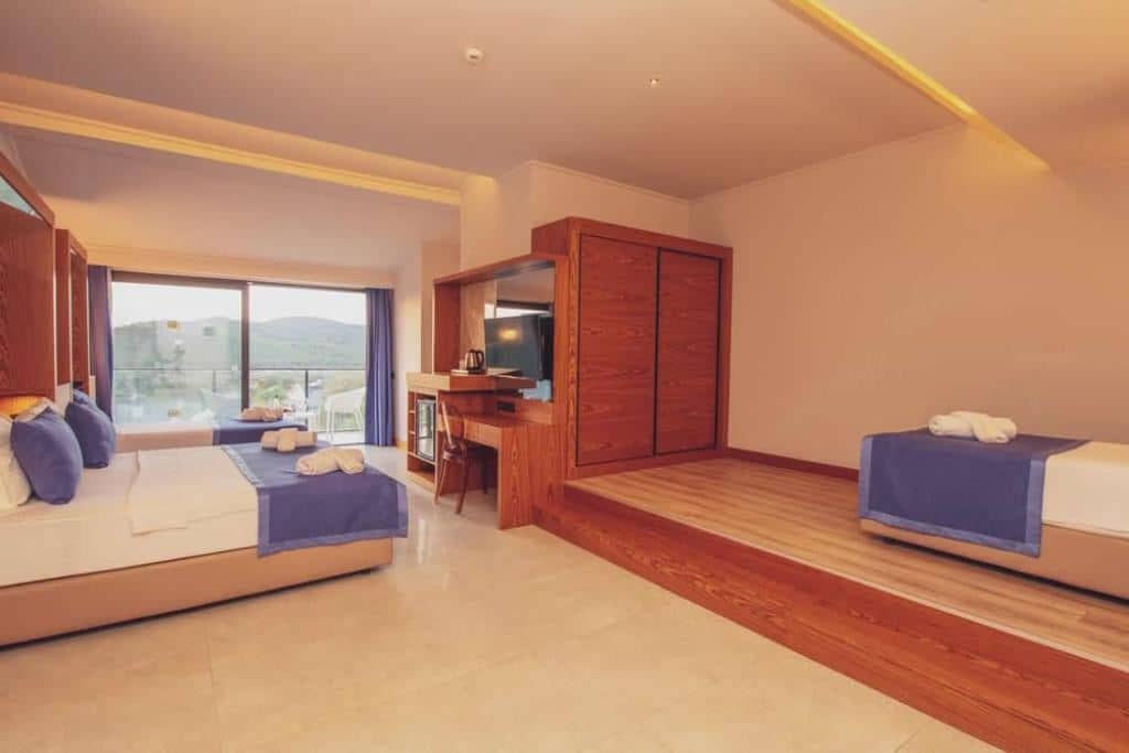 rooms-annex-room