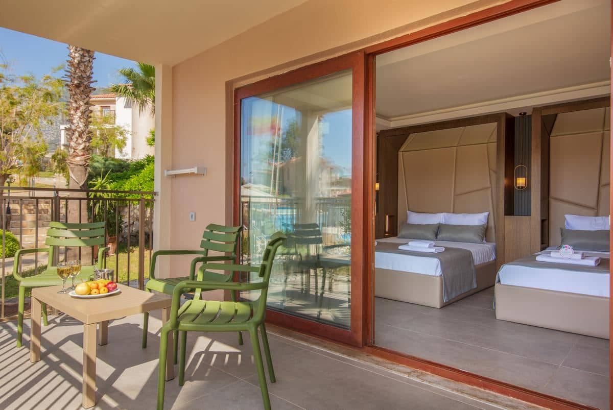 rooms-superior-room