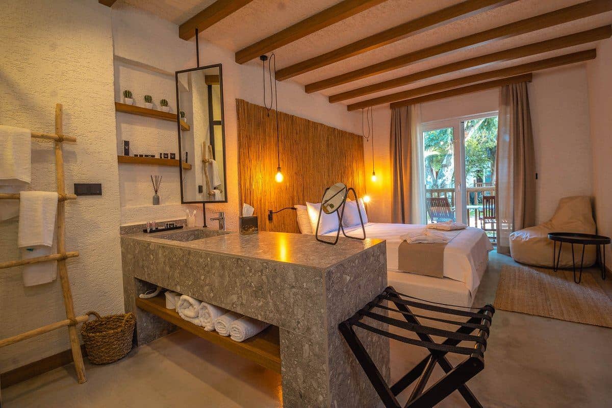 rooms-standard-room