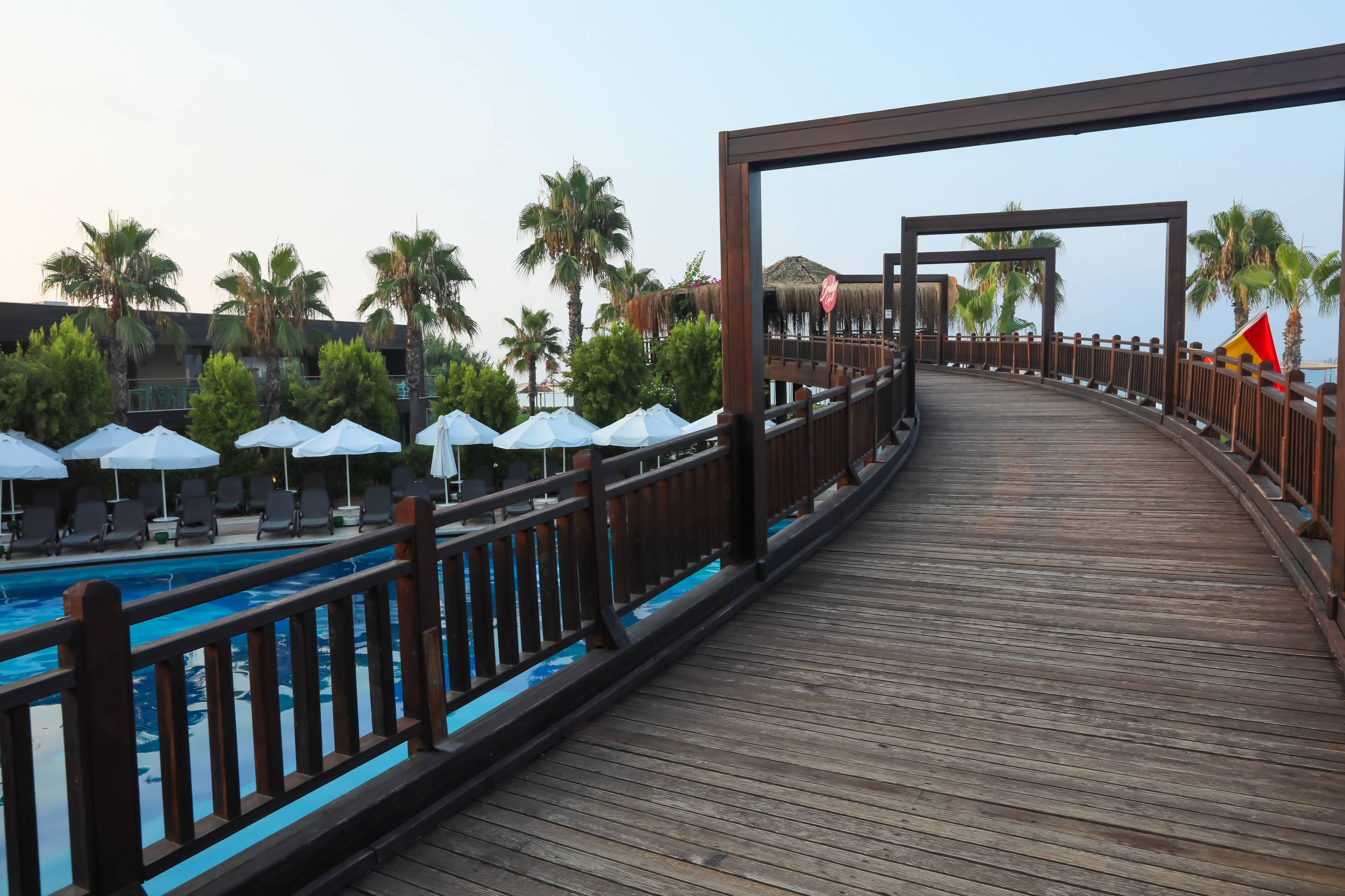 bars-bridge-cafe--bar