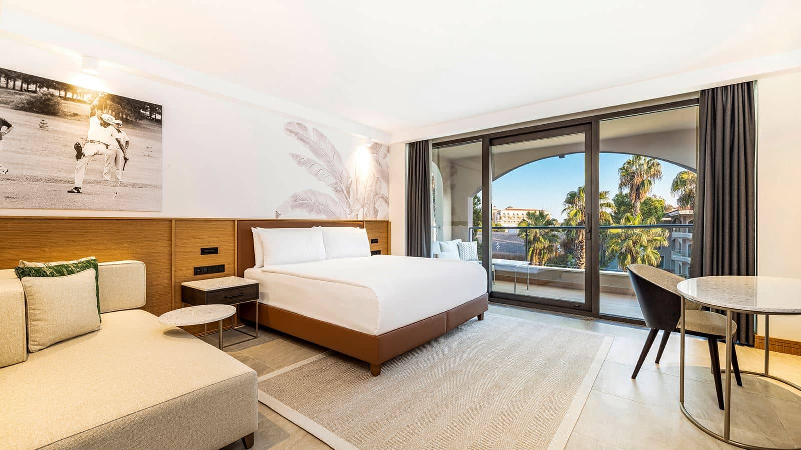 rooms-superior-family-room