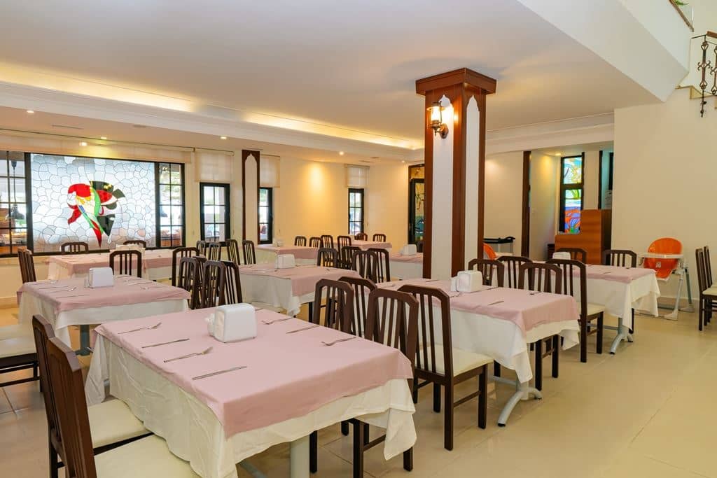 restaurants-happy-pirate-restaurant