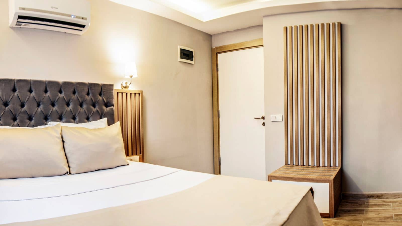 rooms-superior-room