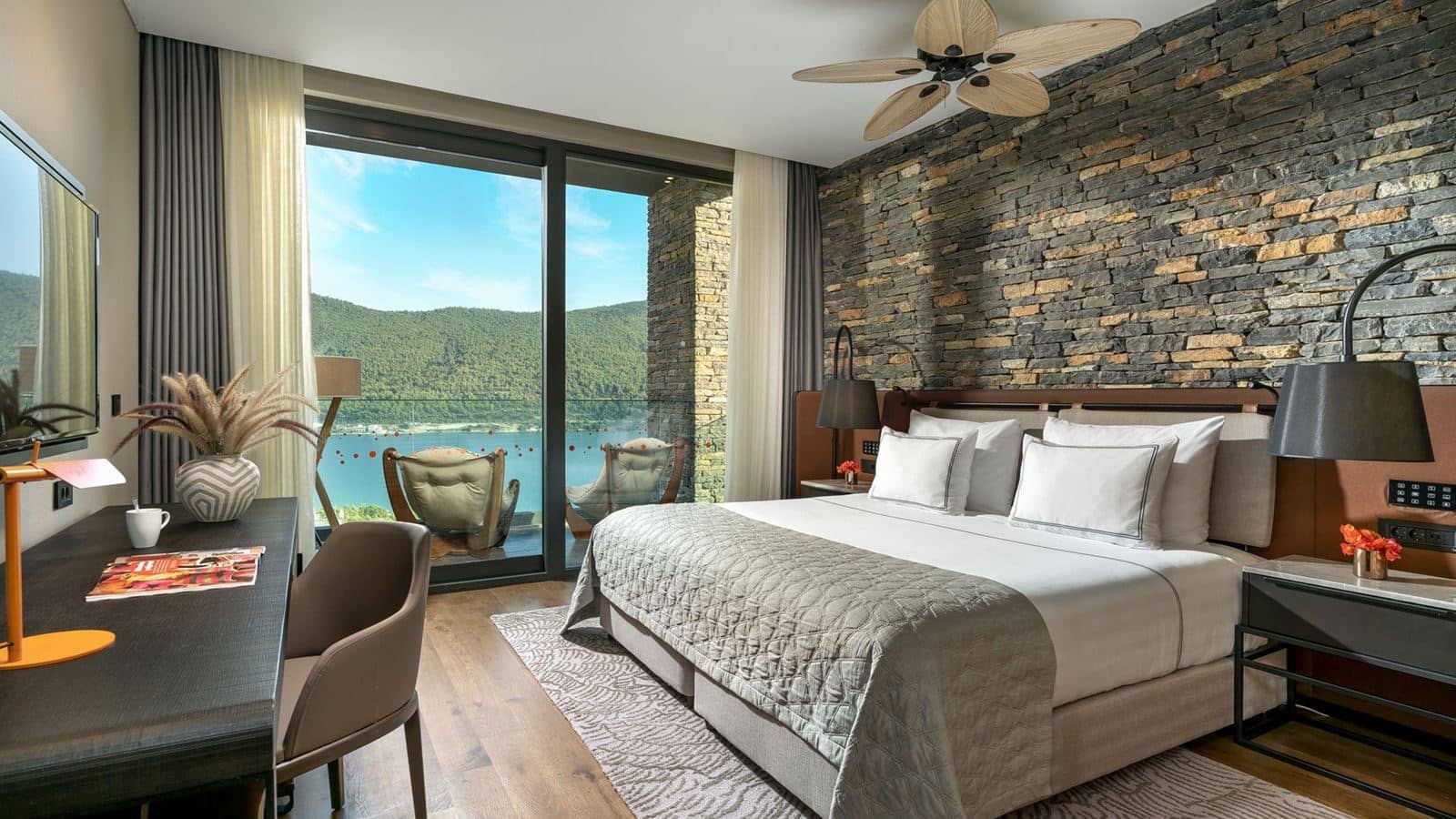rooms-family-corner-suite-sea-view