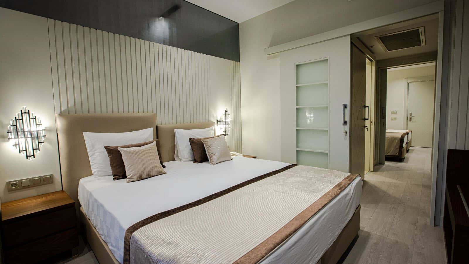 rooms-family-room