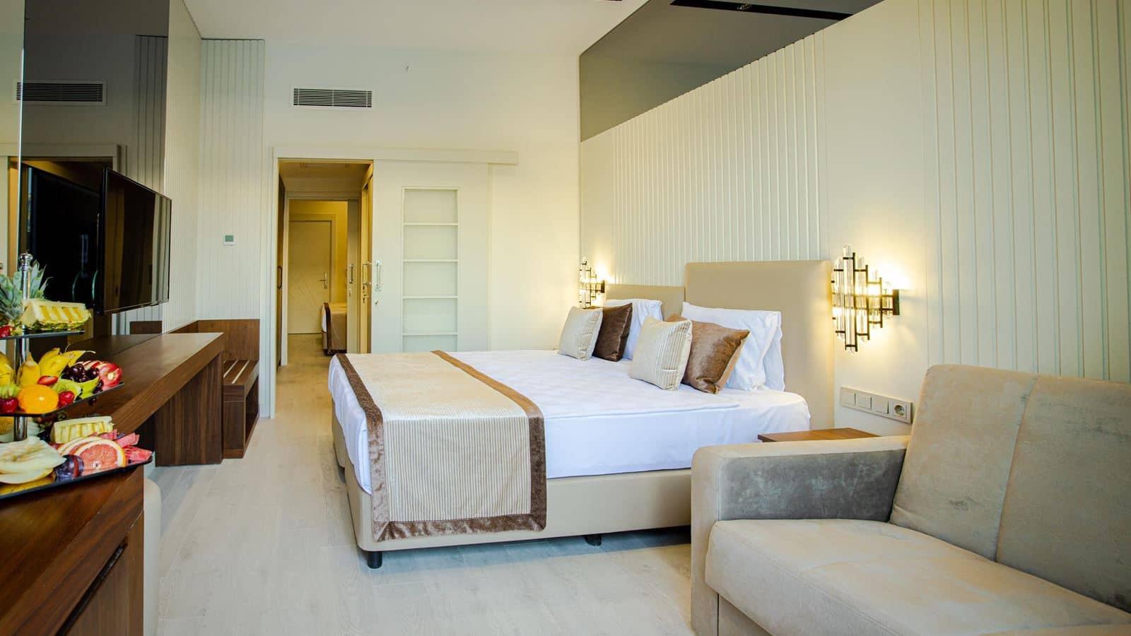 rooms-family-swim-up