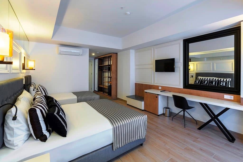 rooms-standard-room