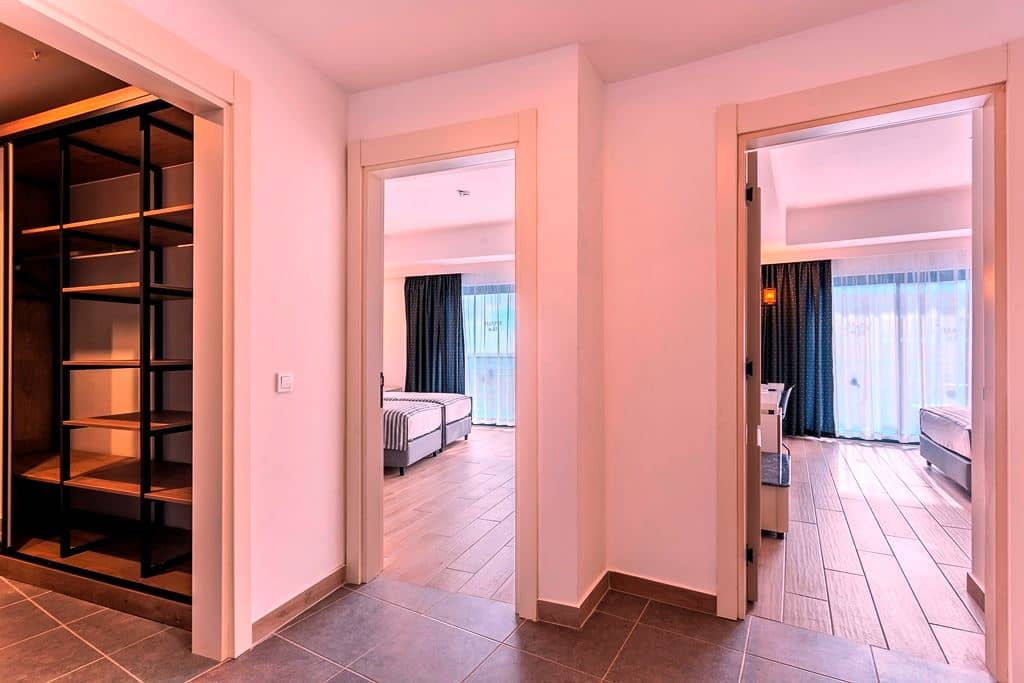 rooms-family-room-a