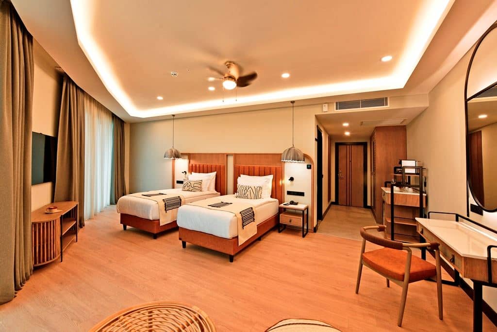 rooms-family-corner-suite--forest-view-