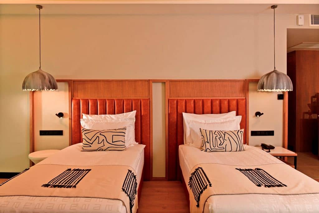 rooms-family-corner-suite--sea-view-