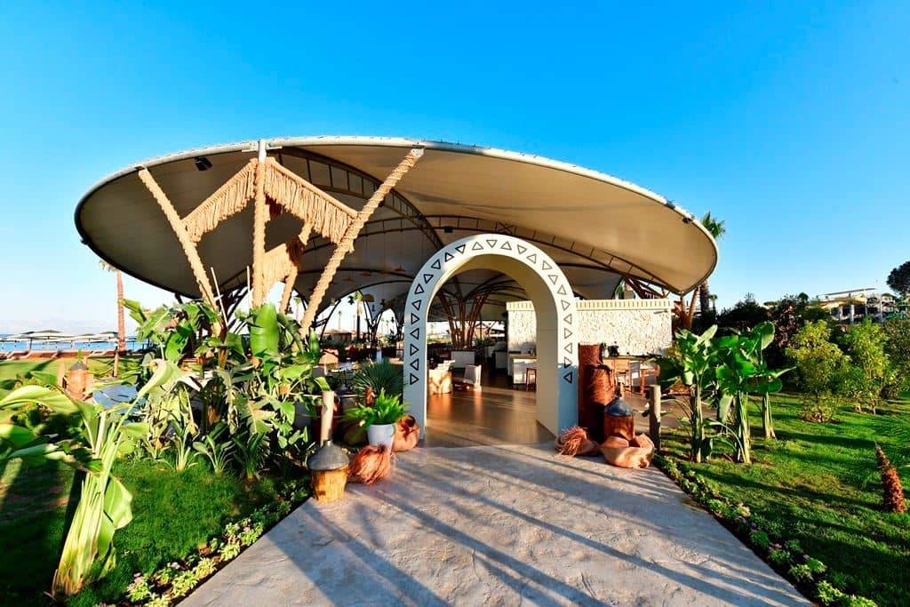 bars-javara-beach-bar
