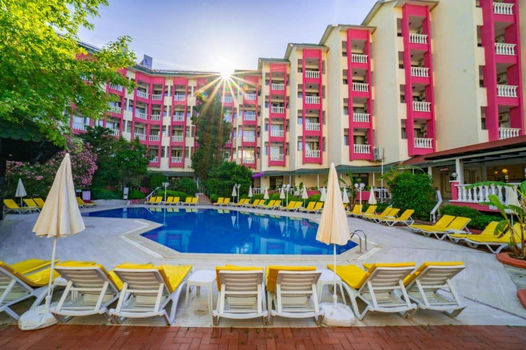 pools-outdoor-pool