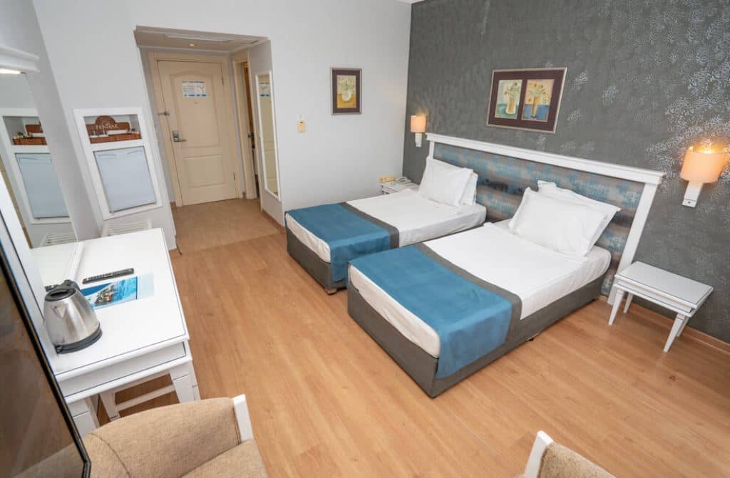 rooms-economy-room