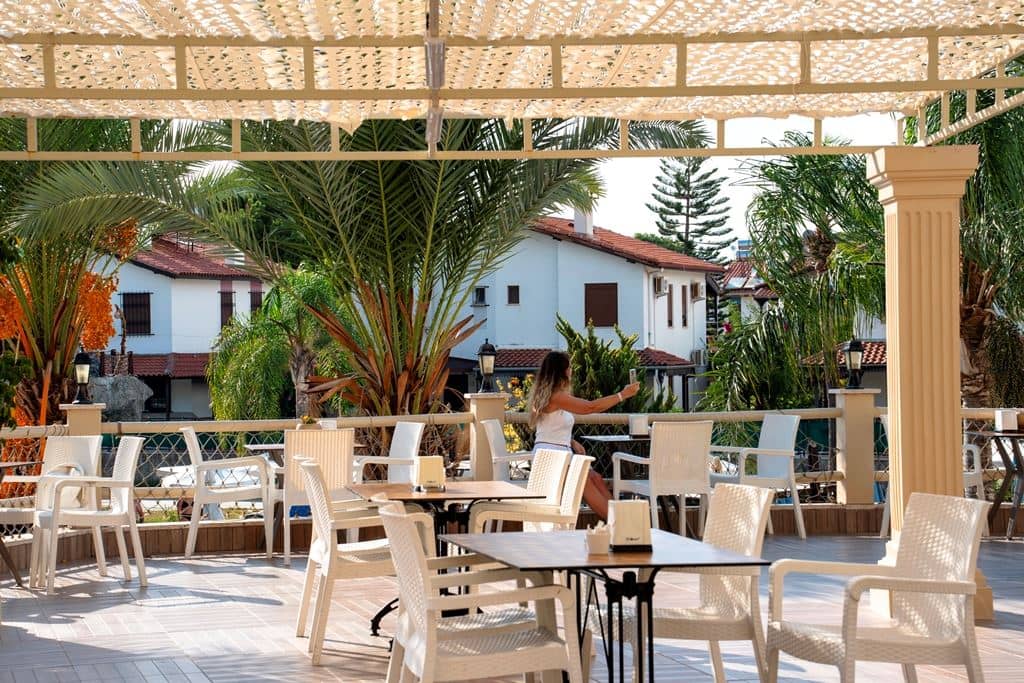 restaurants-snack-bar