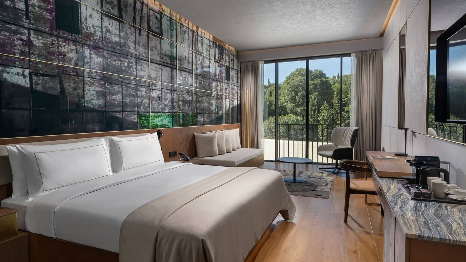 rooms-premium-room