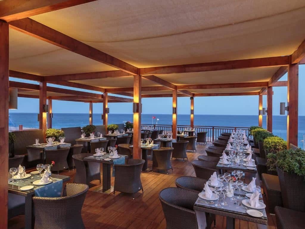 restaurants-gulet-restaurant