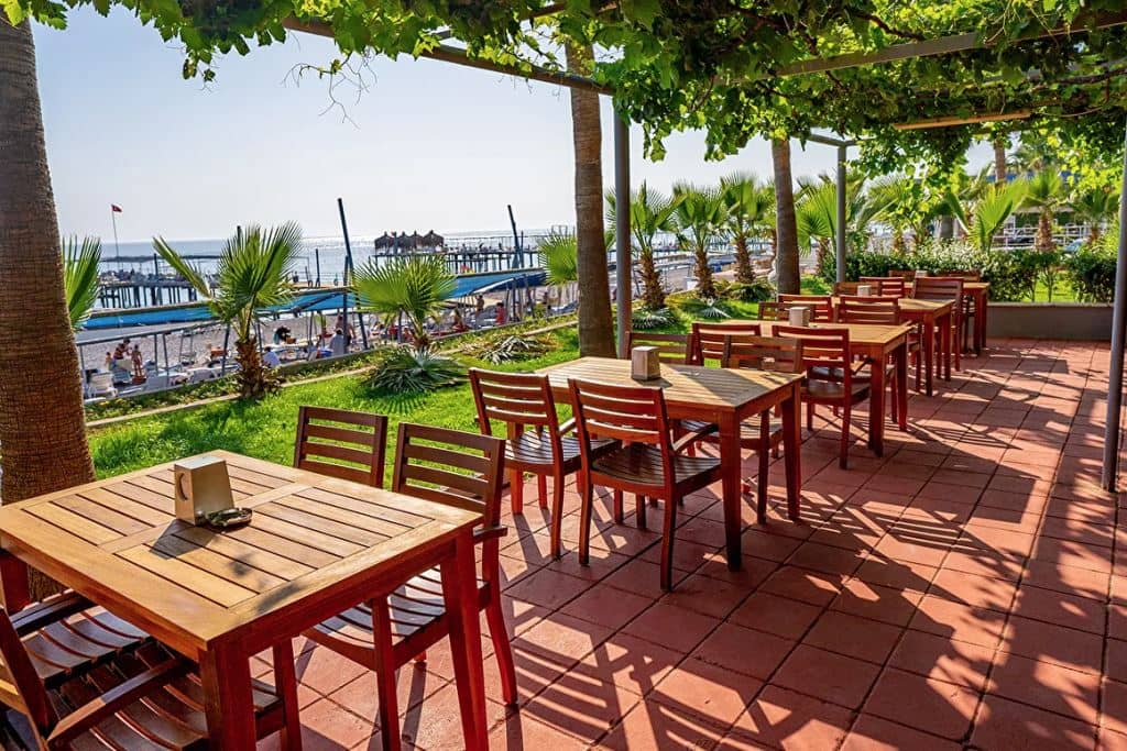 restaurants-sanck-bar