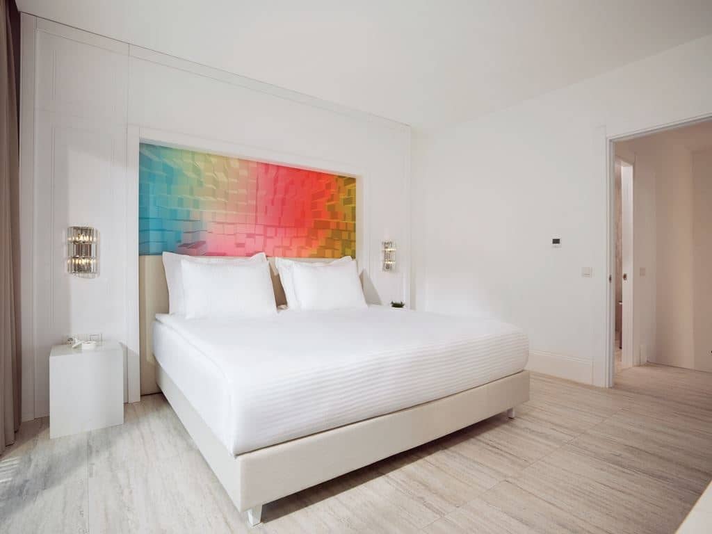 rooms-aphel-lagoon-duplex-swipup-suite