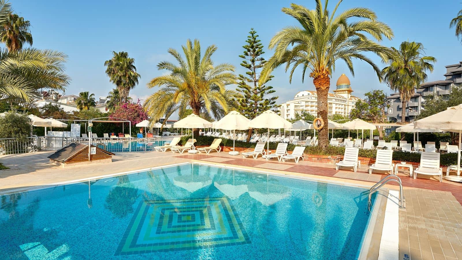 pools-outdoor-pool