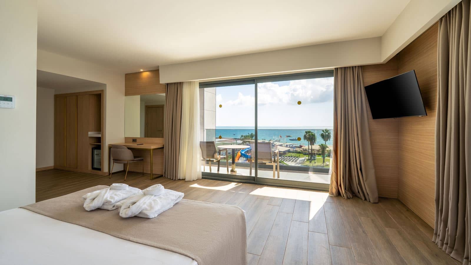 rooms-king-suite