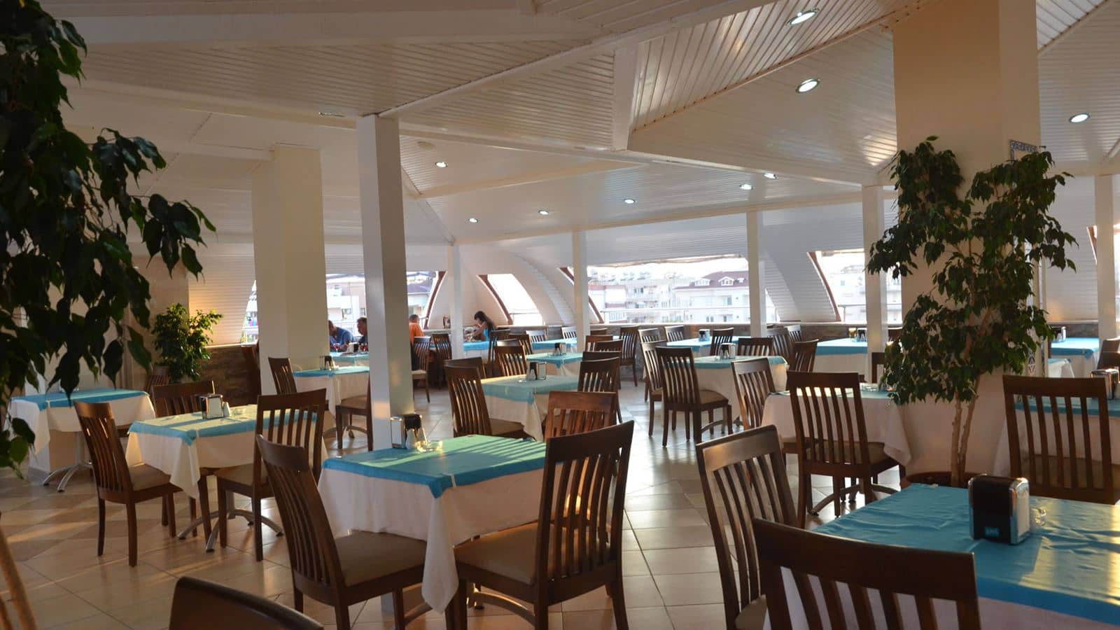 restaurants-main-restaurant