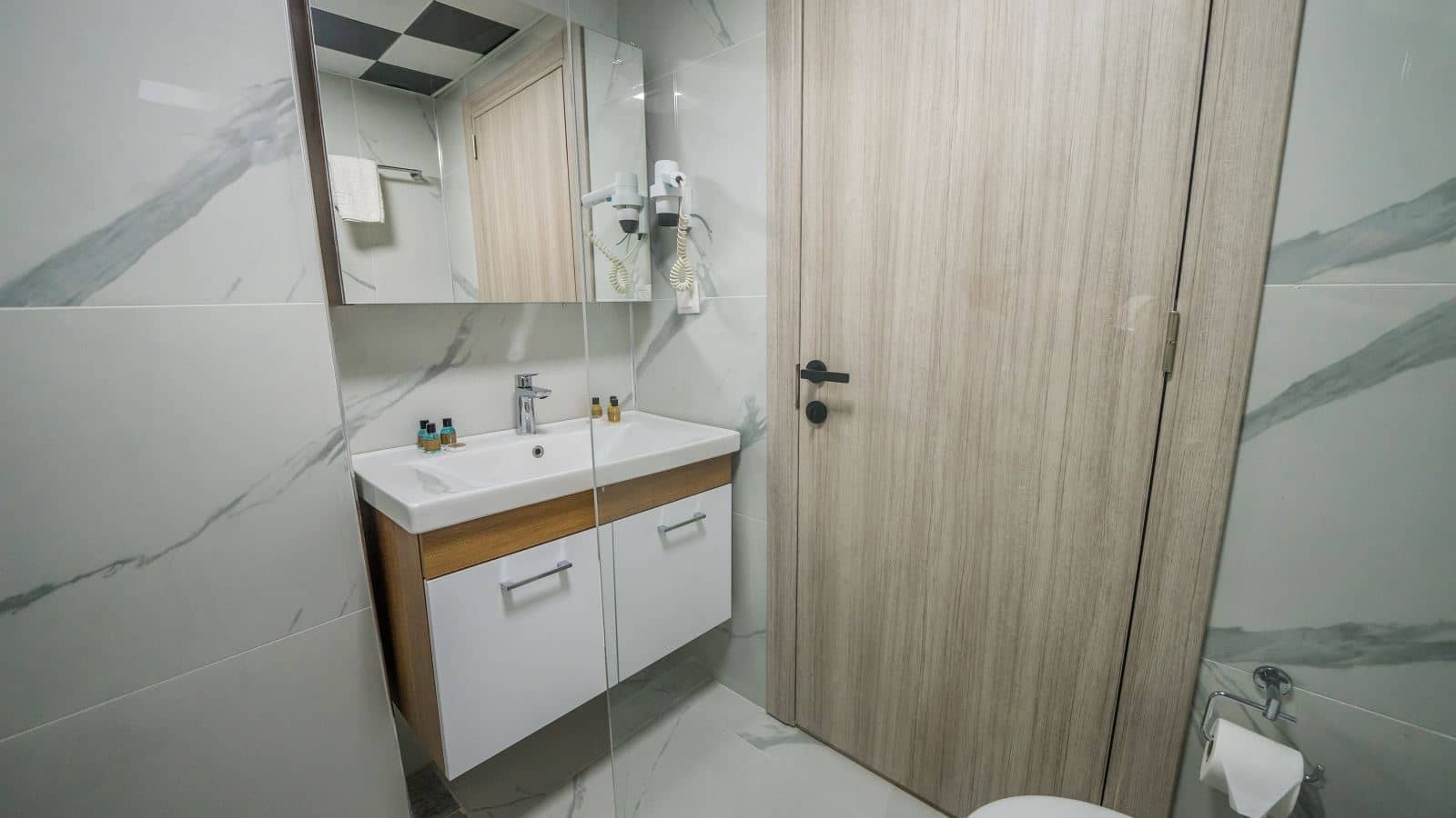 rooms-standard-room-land-view
