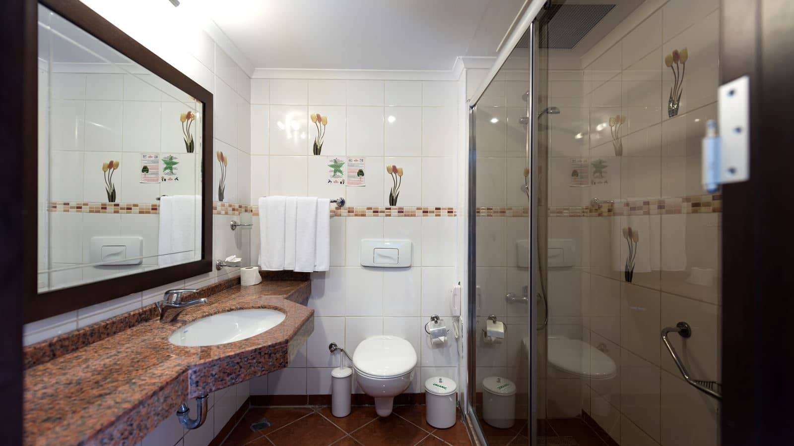 rooms-family-room