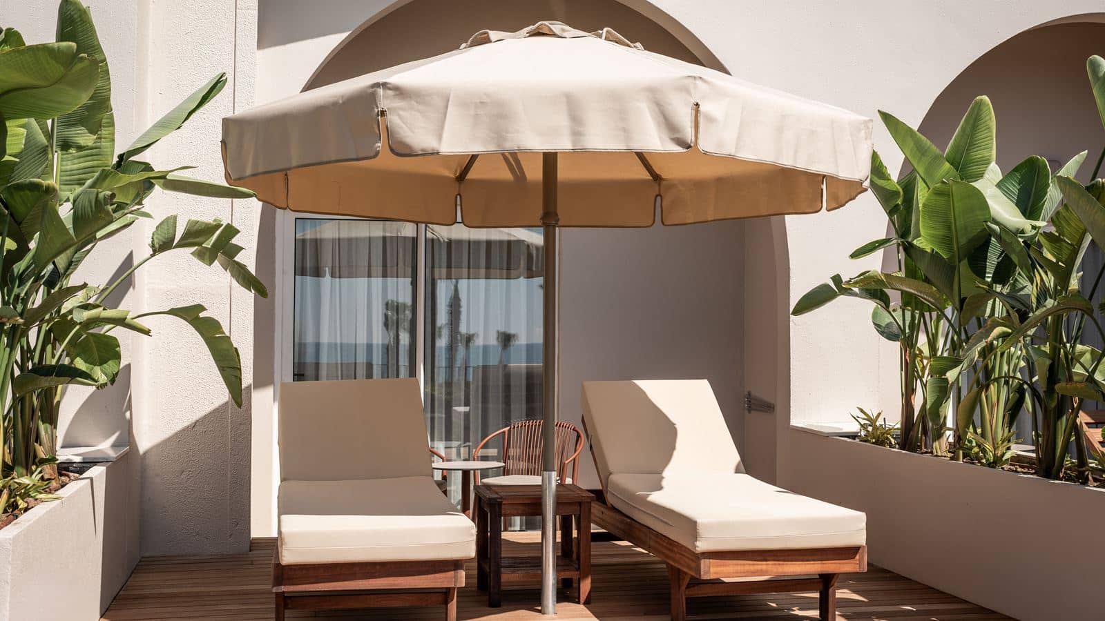 rooms-garden-up-sea-view