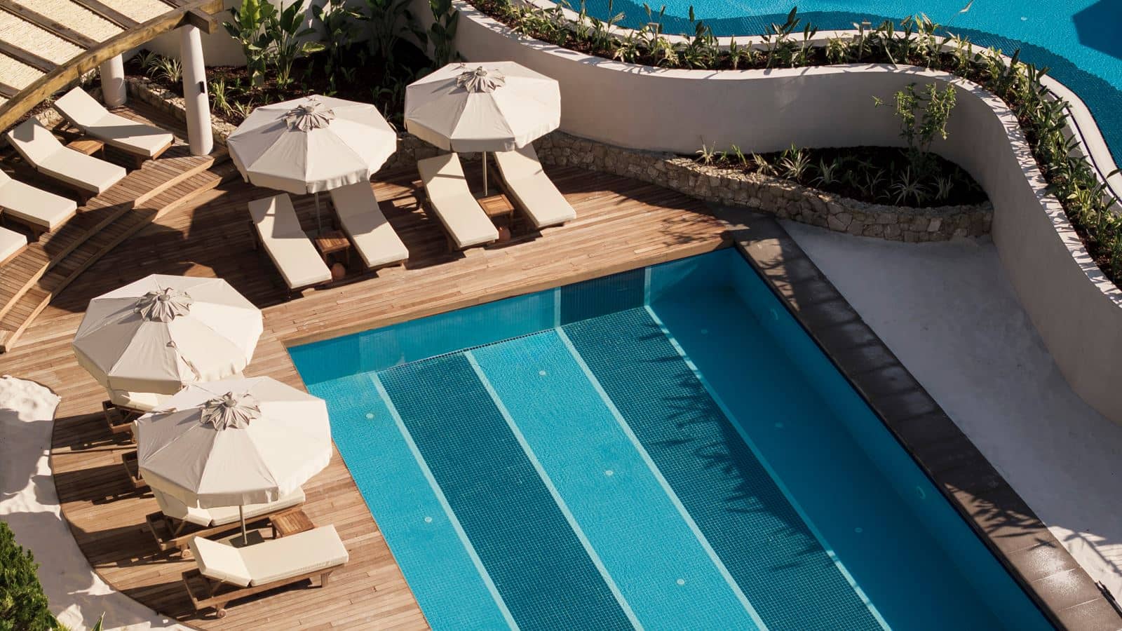 pools-outdoor--indoor-pool