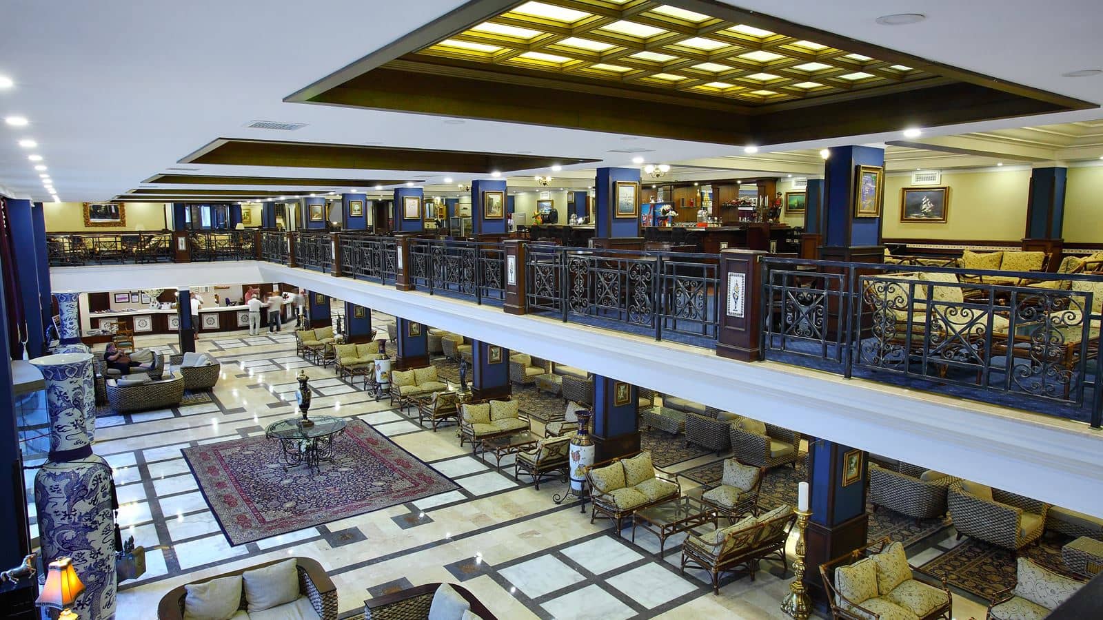 bars-lobby-bar