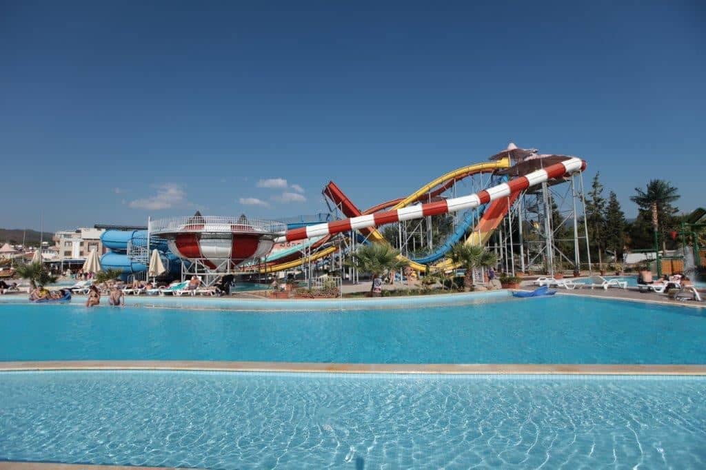 water-park-water-park