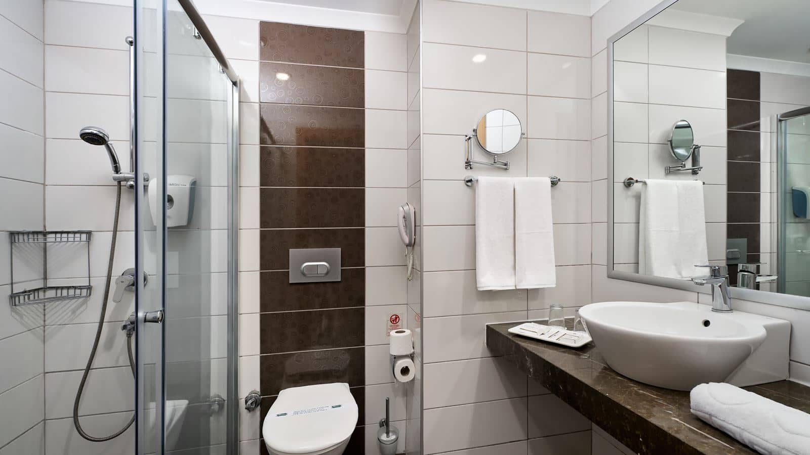 rooms-standard-room-land-view