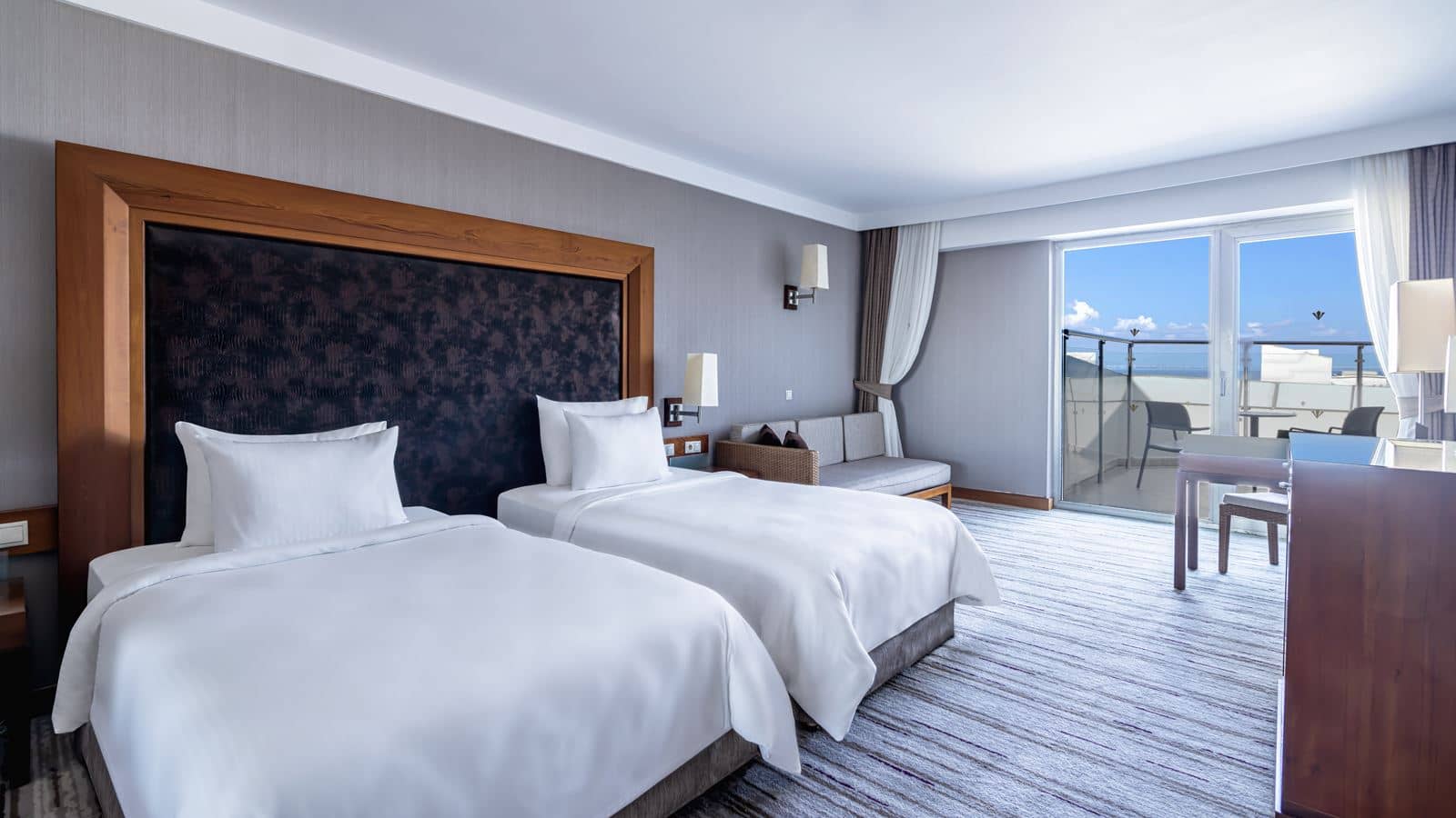 rooms-jaccuzi-room
