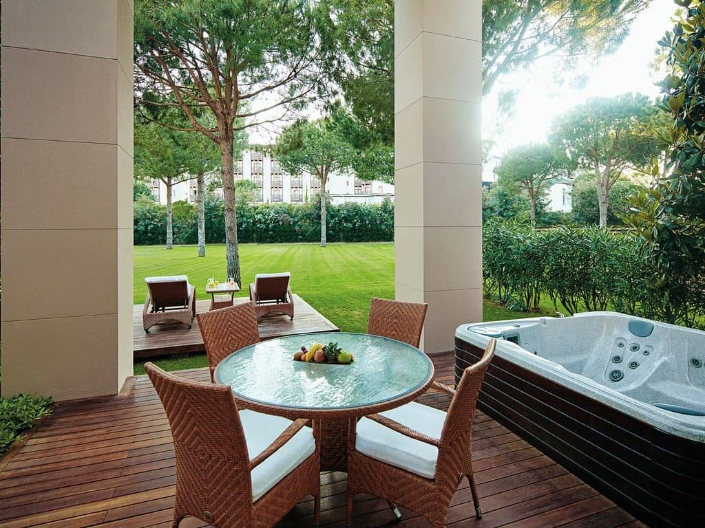 rooms-garden-villa