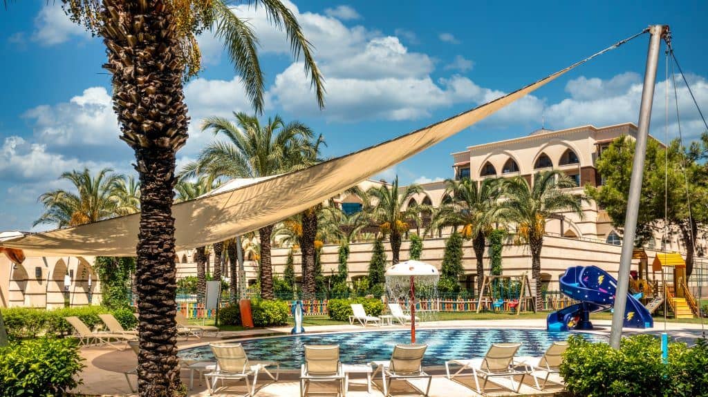 pools-outdoor-childrens-pool