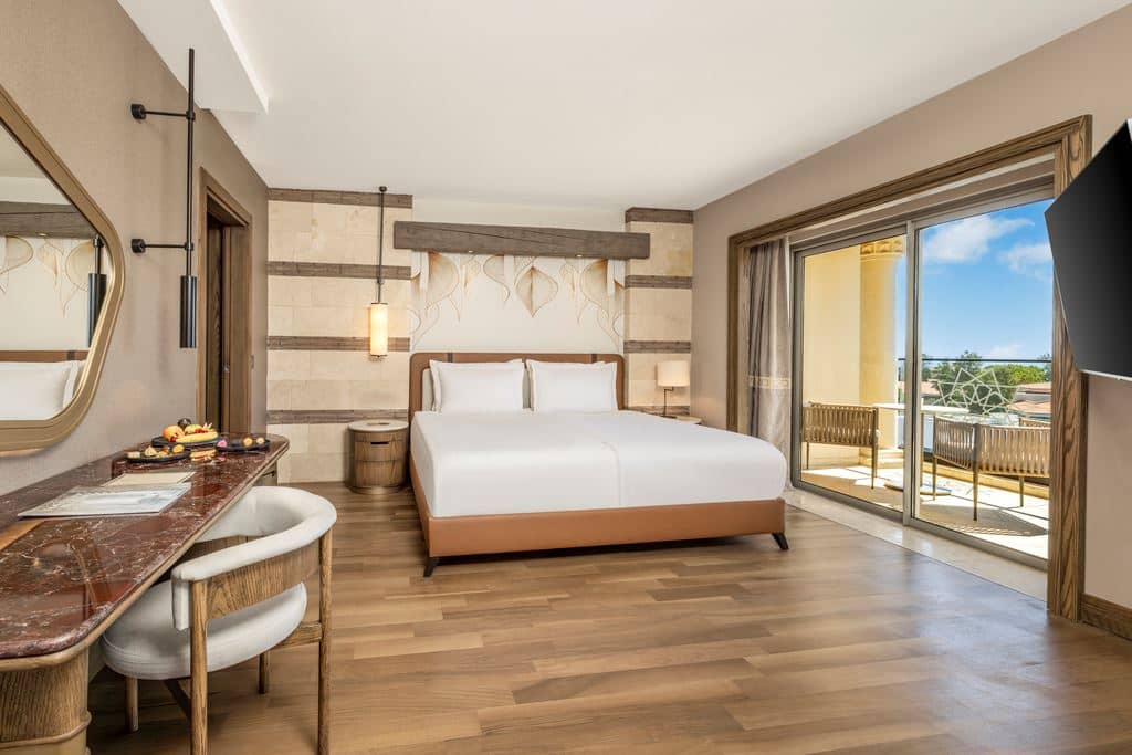 rooms-family-room