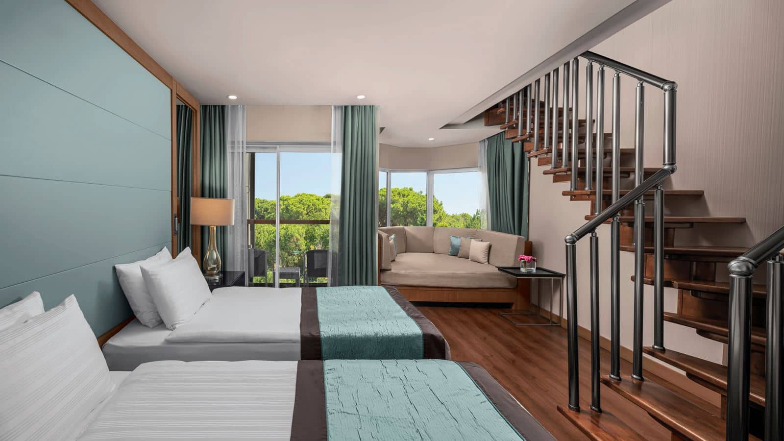 rooms-dublex-family-room