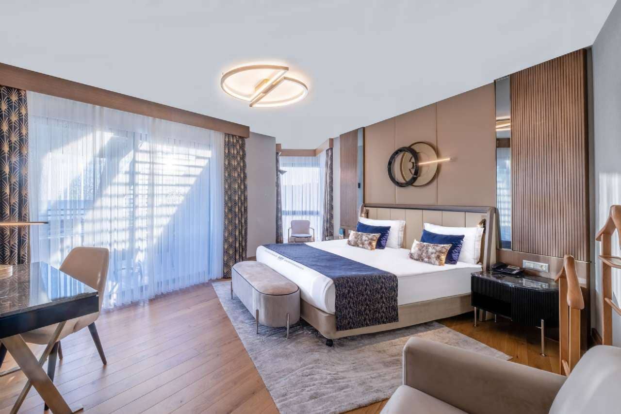 rooms-royal-suite