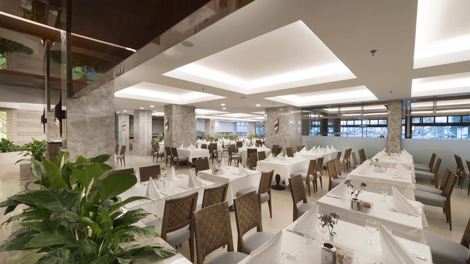 restaurants-main-restaurant