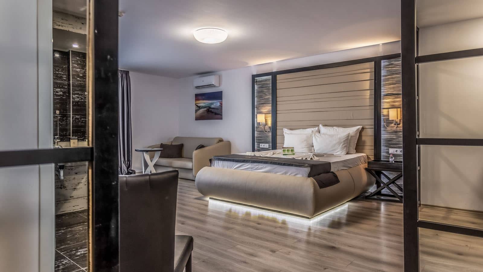 rooms-premium-room